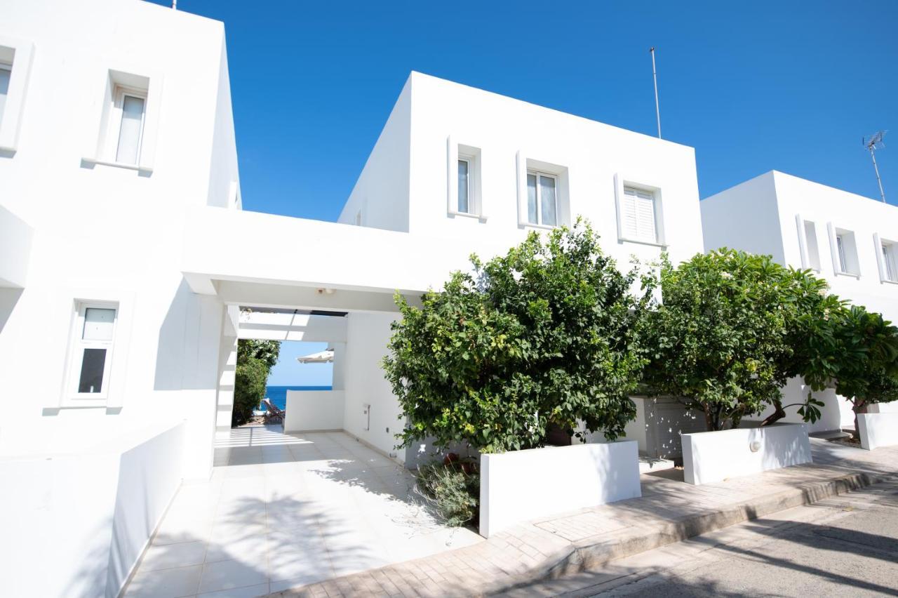 Jasmine Sea Front Villa Protarász Kültér fotó