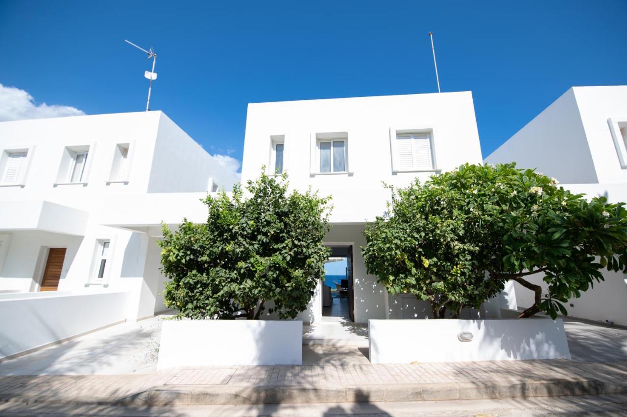 Jasmine Sea Front Villa Protarász Kültér fotó