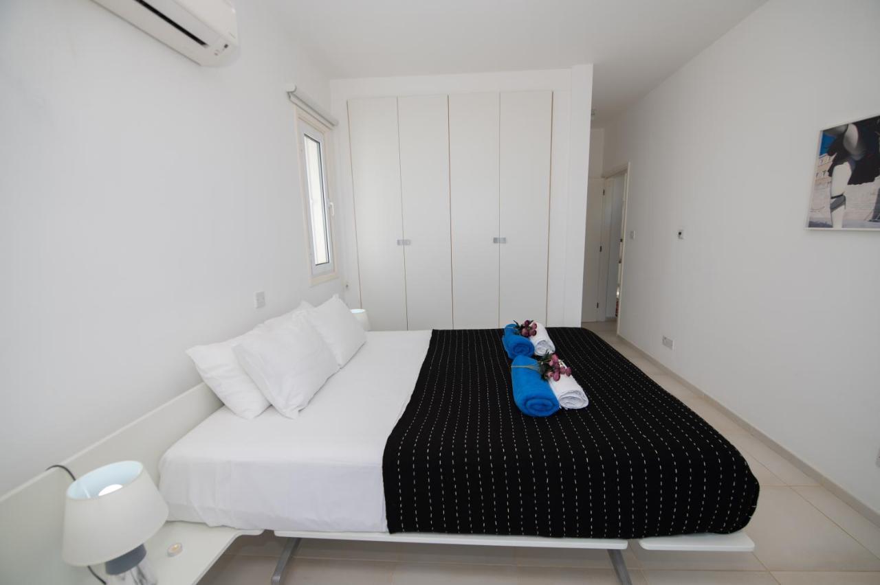 Jasmine Sea Front Villa Protarász Kültér fotó