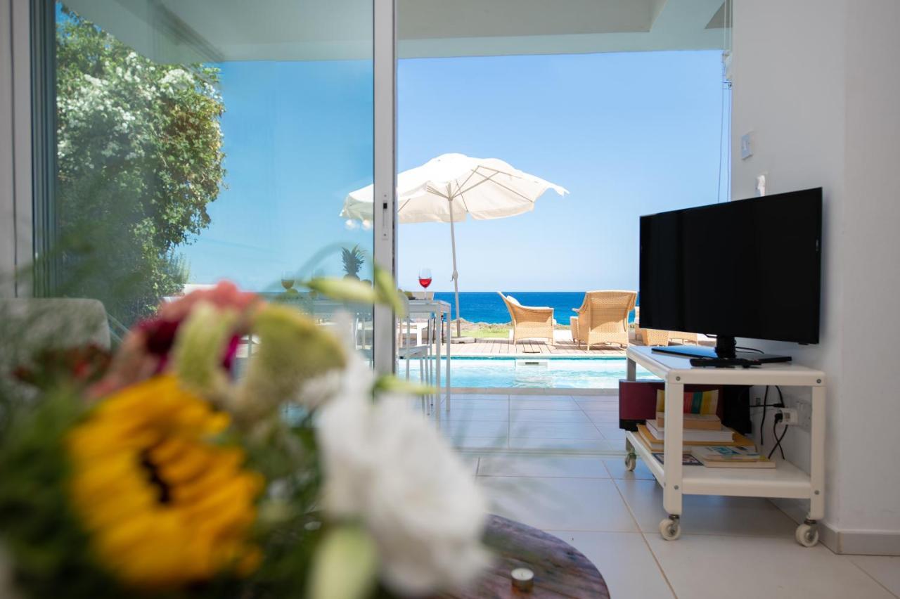 Jasmine Sea Front Villa Protarász Kültér fotó