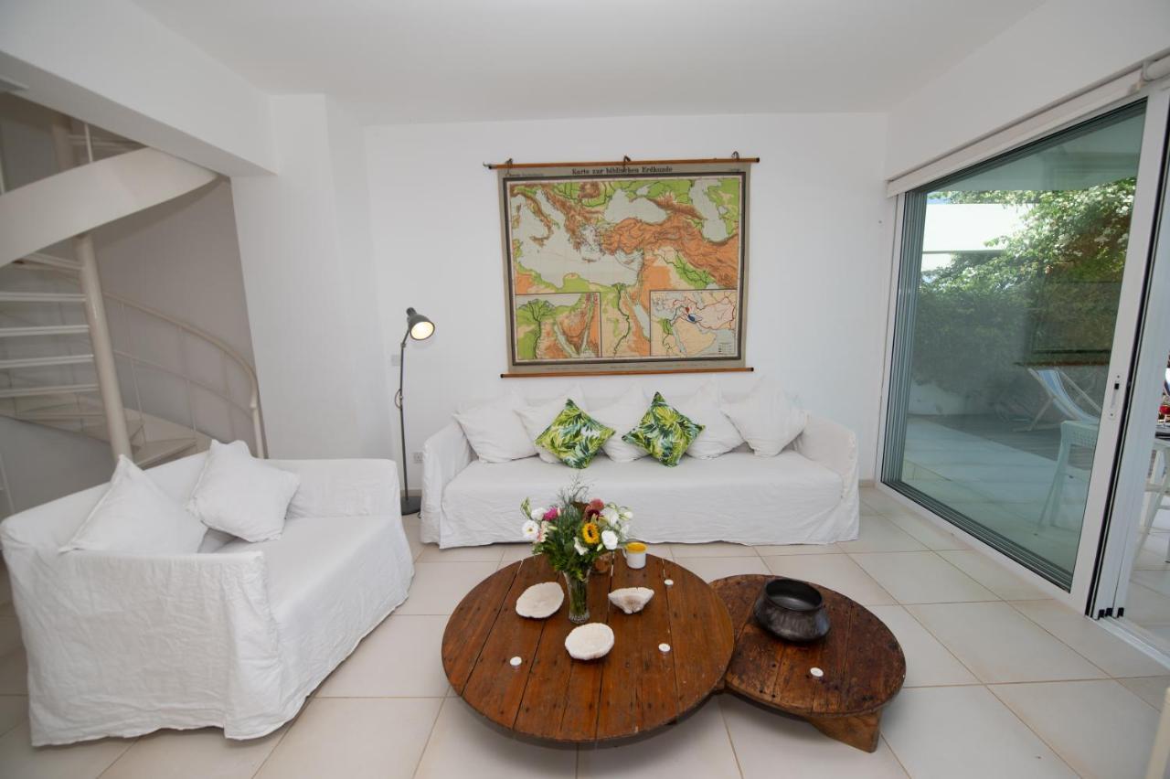 Jasmine Sea Front Villa Protarász Kültér fotó