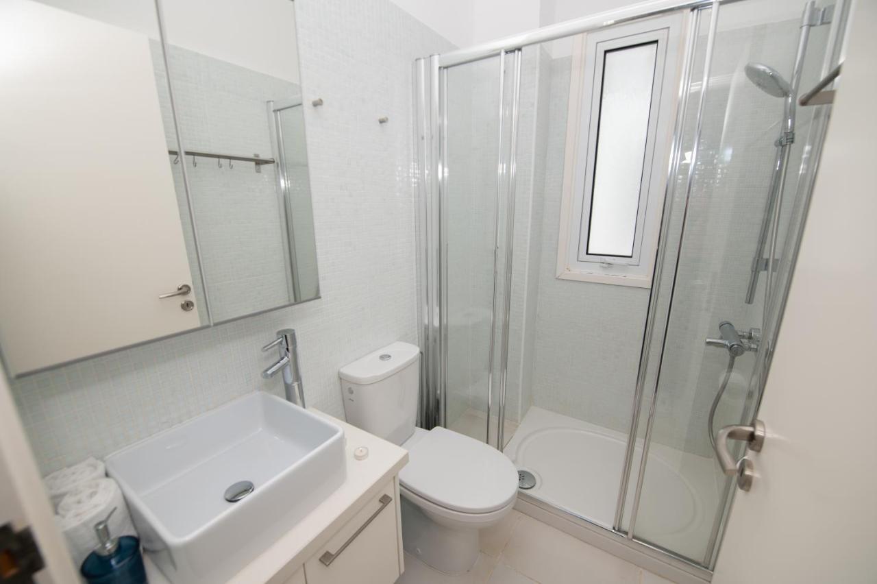 Jasmine Sea Front Villa Protarász Kültér fotó